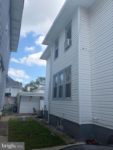 24 S 32ND ST, Camden, NJ 08105