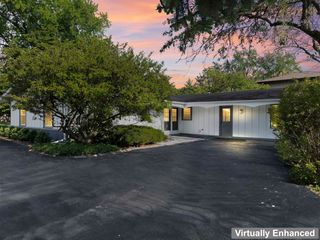 1049 Martingale Drive, Bartlett, IL 60103