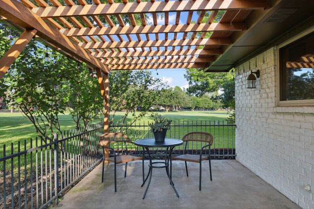 1308 Clubhouse Court, Mansfield, TX 76063