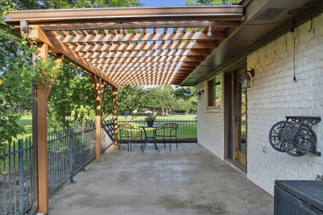 1308 Clubhouse Court, Mansfield, TX 76063