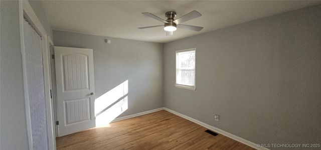 308 W 3rd Street, Owasso, OK 74055