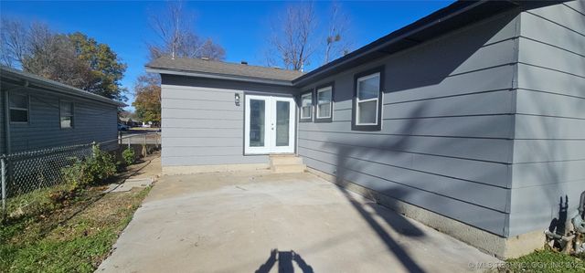 308 W 3rd Street, Owasso, OK 74055