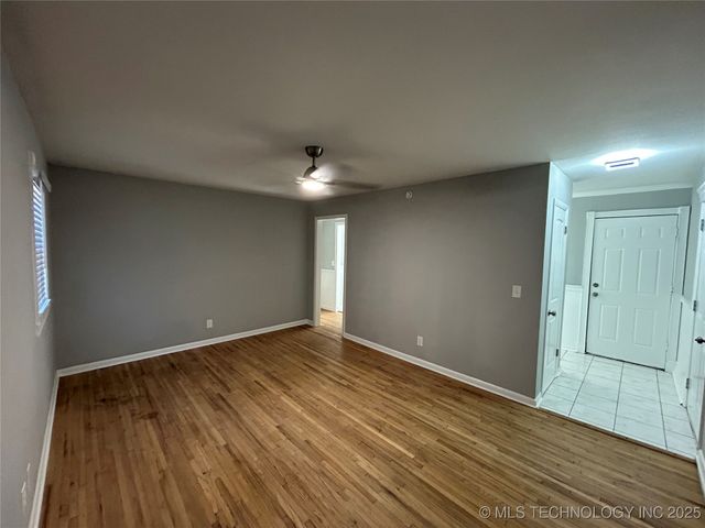 308 W 3rd Street, Owasso, OK 74055