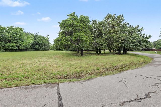 NE Norcrest Drive, Forest Park, OK 73121