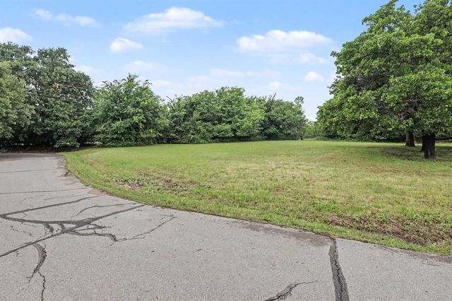 NE Norcrest Drive, Forest Park, OK 73121
