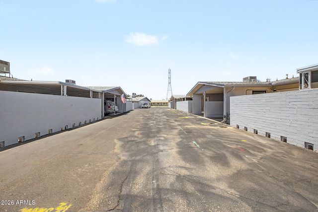 11149 W EMERALD Drive, Sun City, AZ 85351