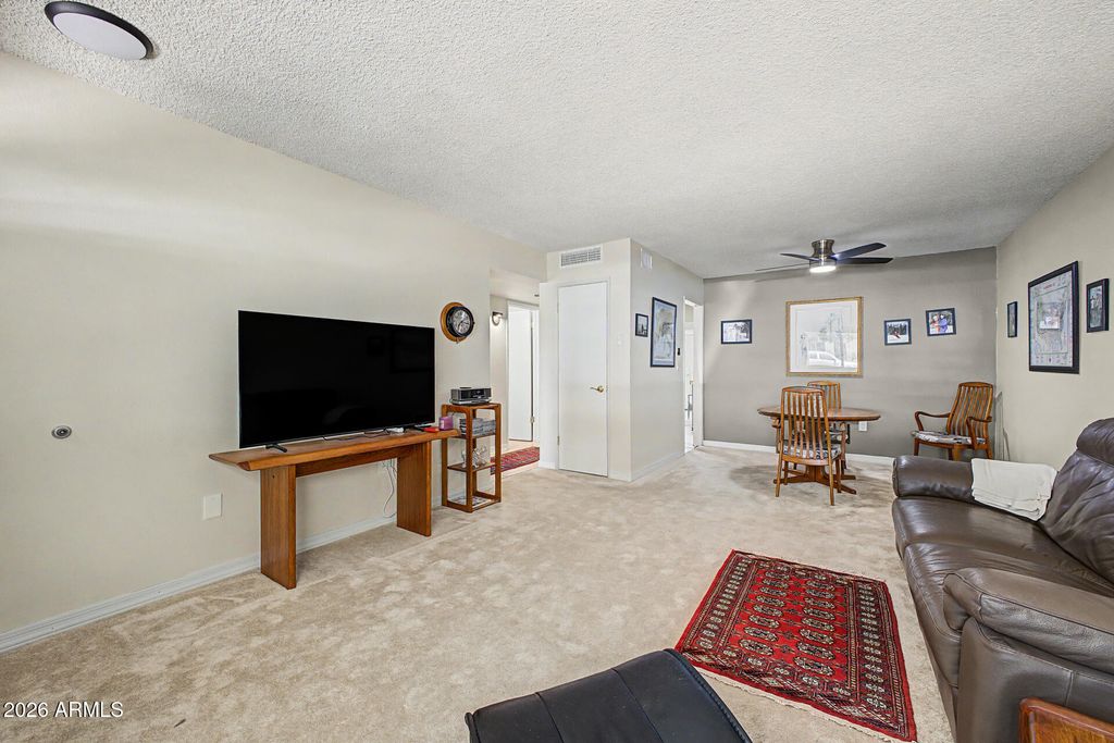 11149 W EMERALD Drive, Sun City, AZ 85351 — photo 5