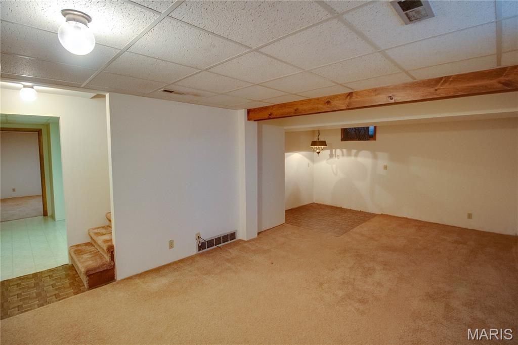 Image 29 of property listing at 312 W 4th South Street, Mount Olive, IL 62069