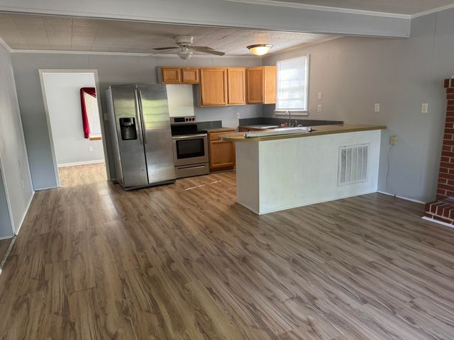 102 Norris Drive, Eutawville, SC 29048