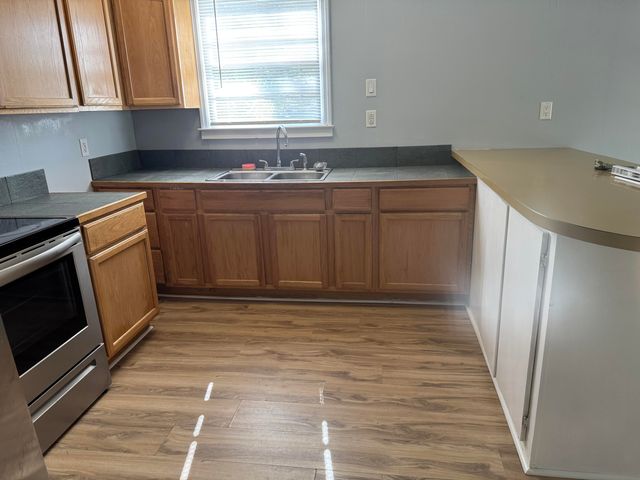 102 Norris Drive, Eutawville, SC 29048