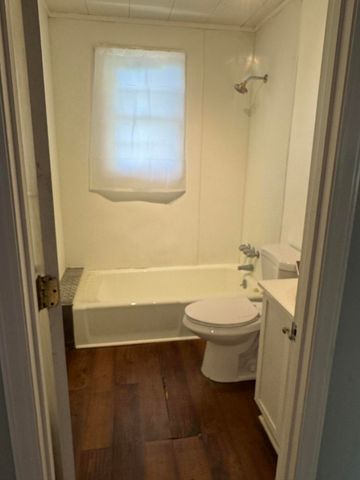 102 Norris Drive, Eutawville, SC 29048