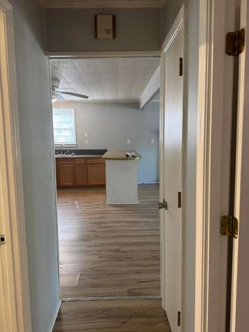 102 Norris Drive, Eutawville, SC 29048