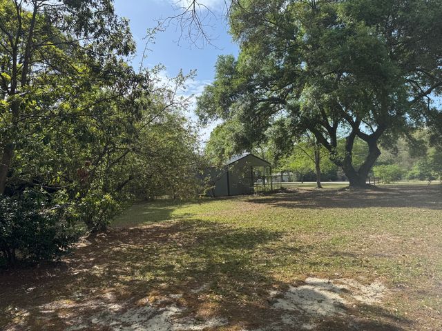 102 Norris Drive, Eutawville, SC 29048