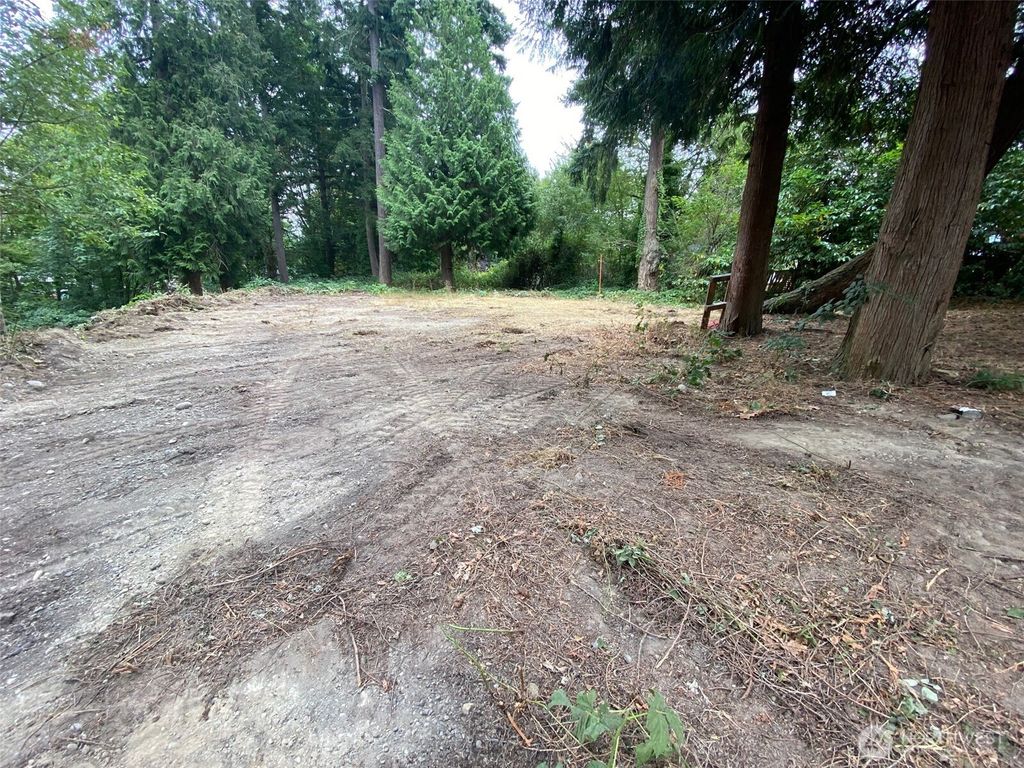 28434 Military Road S, Federal Way, WA 98003