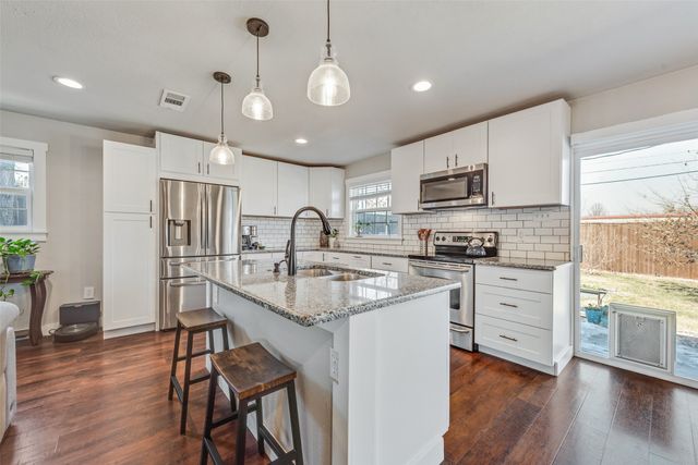 181 Pine Drive, Lewisville, TX 75057