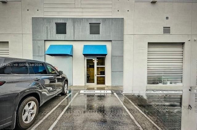 2365 NW 70th Ave C24, Miami, FL 33122