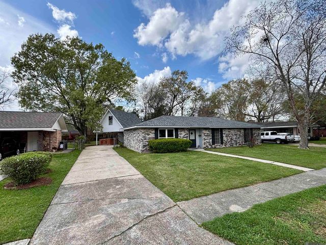 454 Wingate Dr, Baton Rouge, LA 70815