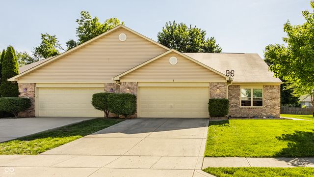 1203 Brittany Circle B, Brownsburg, IN 46112