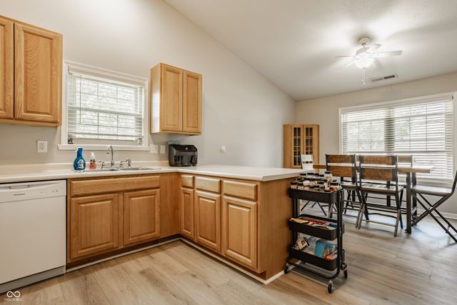 1203 Brittany Circle B, Brownsburg, IN 46112