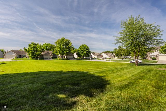1203 Brittany Circle B, Brownsburg, IN 46112