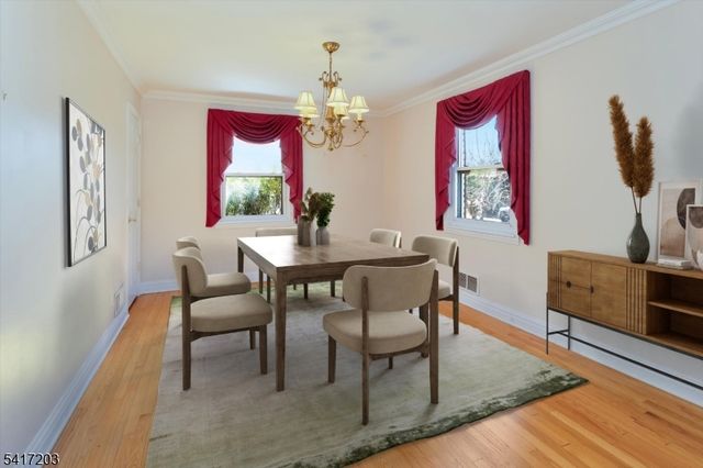 12 Wilson Ter, Waldwick Boro, NJ 07463