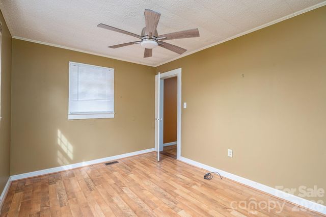 1307 Spencer Mountain Road, Gastonia, NC 28054