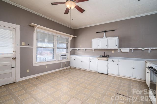 1307 Spencer Mountain Road, Gastonia, NC 28054