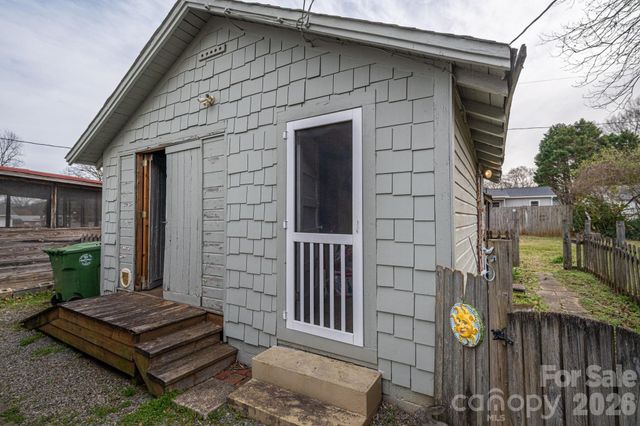 1307 Spencer Mountain Road, Gastonia, NC 28054