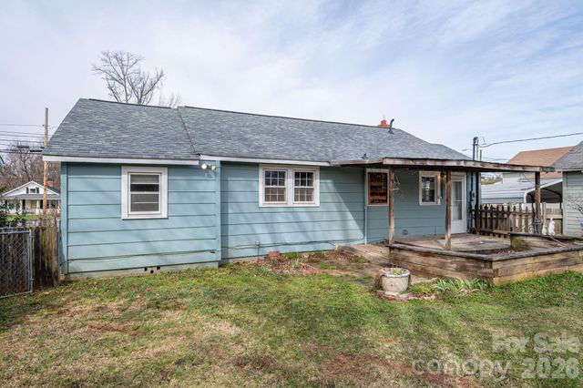 1307 Spencer Mountain Road, Gastonia, NC 28054