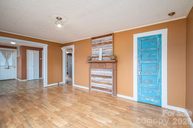 1307 Spencer Mountain Road, Gastonia, NC 28054