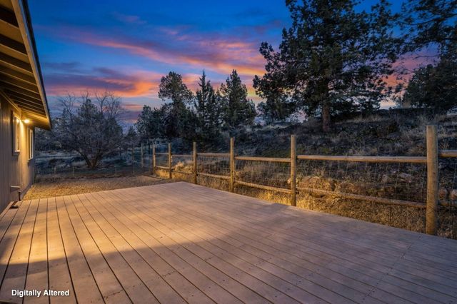 5800 NW 66th Lane, Redmond, OR 97756