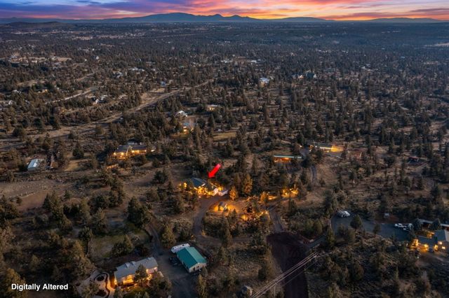 5800 NW 66th Lane, Redmond, OR 97756