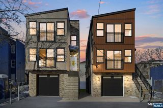 747 S 11th Street, Newark, NJ 07103