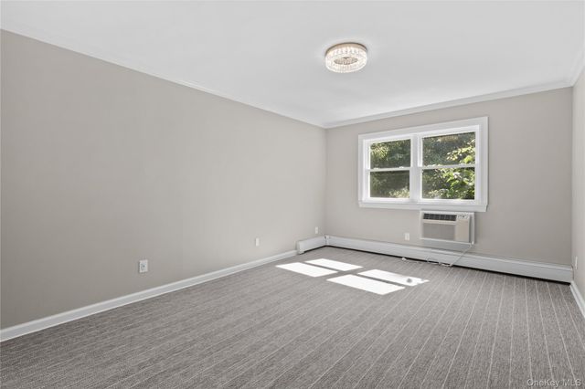 152 B N Broadway 2E, White Plains, NY 10603