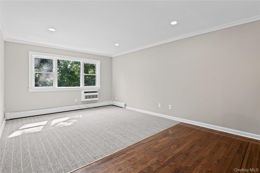 152 B N Broadway 2E, White Plains, NY 10603 — photo 5