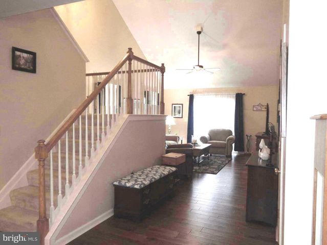 112 SUTHERLAND RD, Lancaster, PA 17603