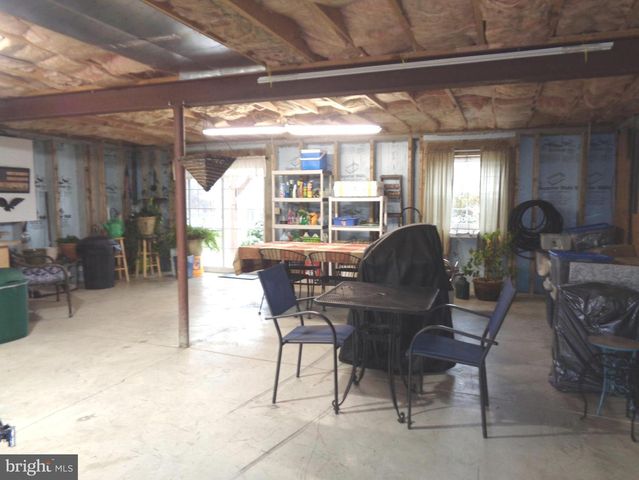 112 SUTHERLAND RD, Lancaster, PA 17603