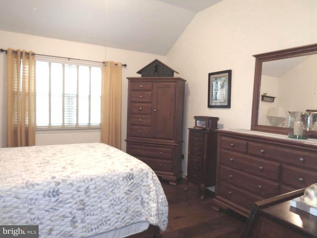 112 SUTHERLAND RD, Lancaster, PA 17603