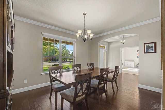 1795 Brightleaf Cir, Cantonment, FL 32533