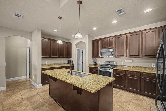 1795 Brightleaf Cir, Cantonment, FL 32533