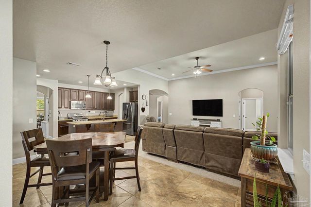 1795 Brightleaf Cir, Cantonment, FL 32533