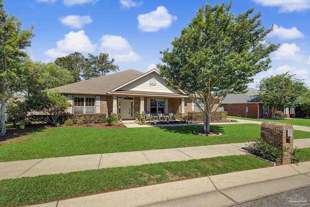 1795 Brightleaf Cir, Cantonment, FL 32533