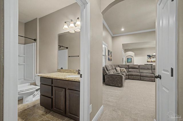 1795 Brightleaf Cir, Cantonment, FL 32533