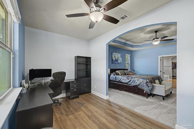 1795 Brightleaf Cir, Cantonment, FL 32533