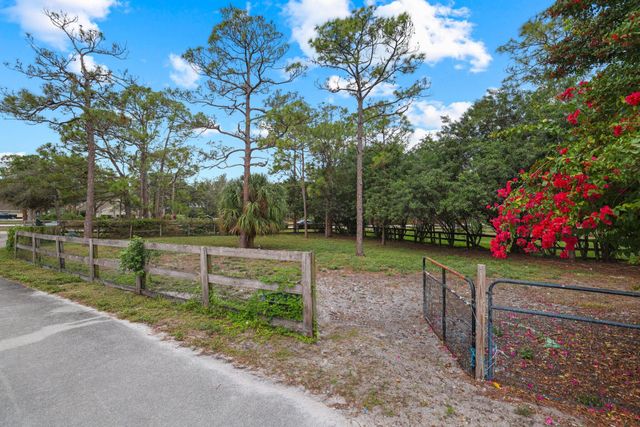 5446 Duckweed Road, Lake Worth, FL 33449