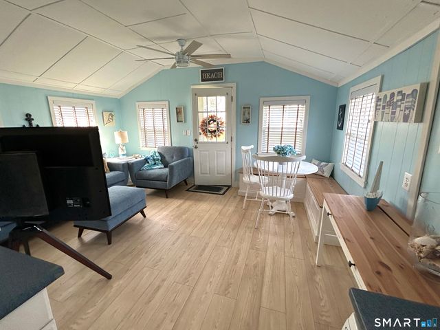 7 3rd Street 7, Madison, CT 06443