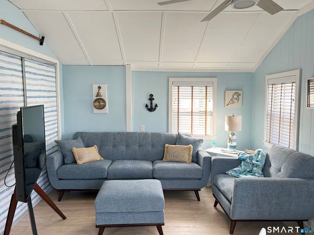7 3rd Street 7, Madison, CT 06443