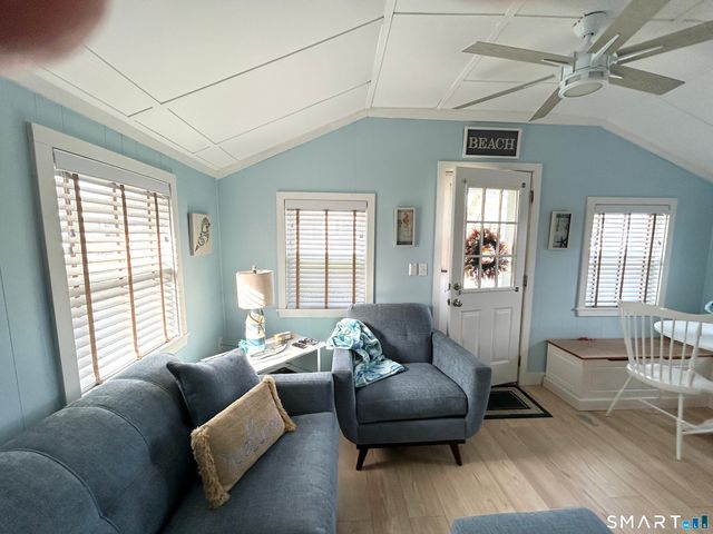 7 3rd Street 7, Madison, CT 06443