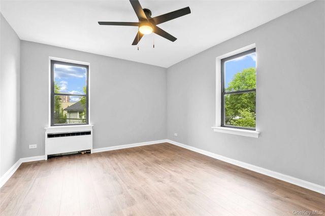 170-06 Crocheron Avenue 2E, Flushing, NY 11358