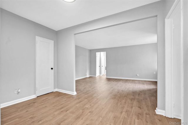 170-06 Crocheron Avenue 2E, Flushing, NY 11358